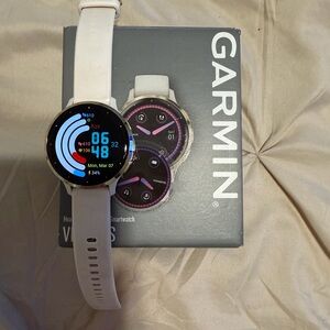 Garmin Venu 2S Silver and White Smartwatch
